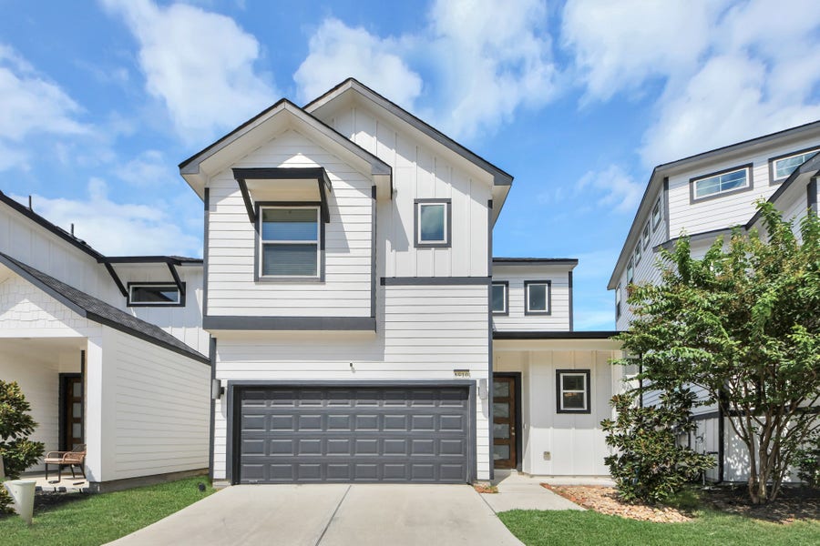Property photo for 8910 Covenant Place, Houston, TX