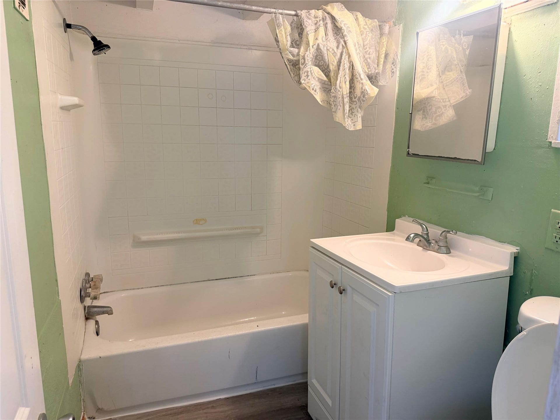 900 Mohawk Drive, #4, Montgomery, TX 77316 900 Mohawk Drive, #4, Montgomery, TX 77316