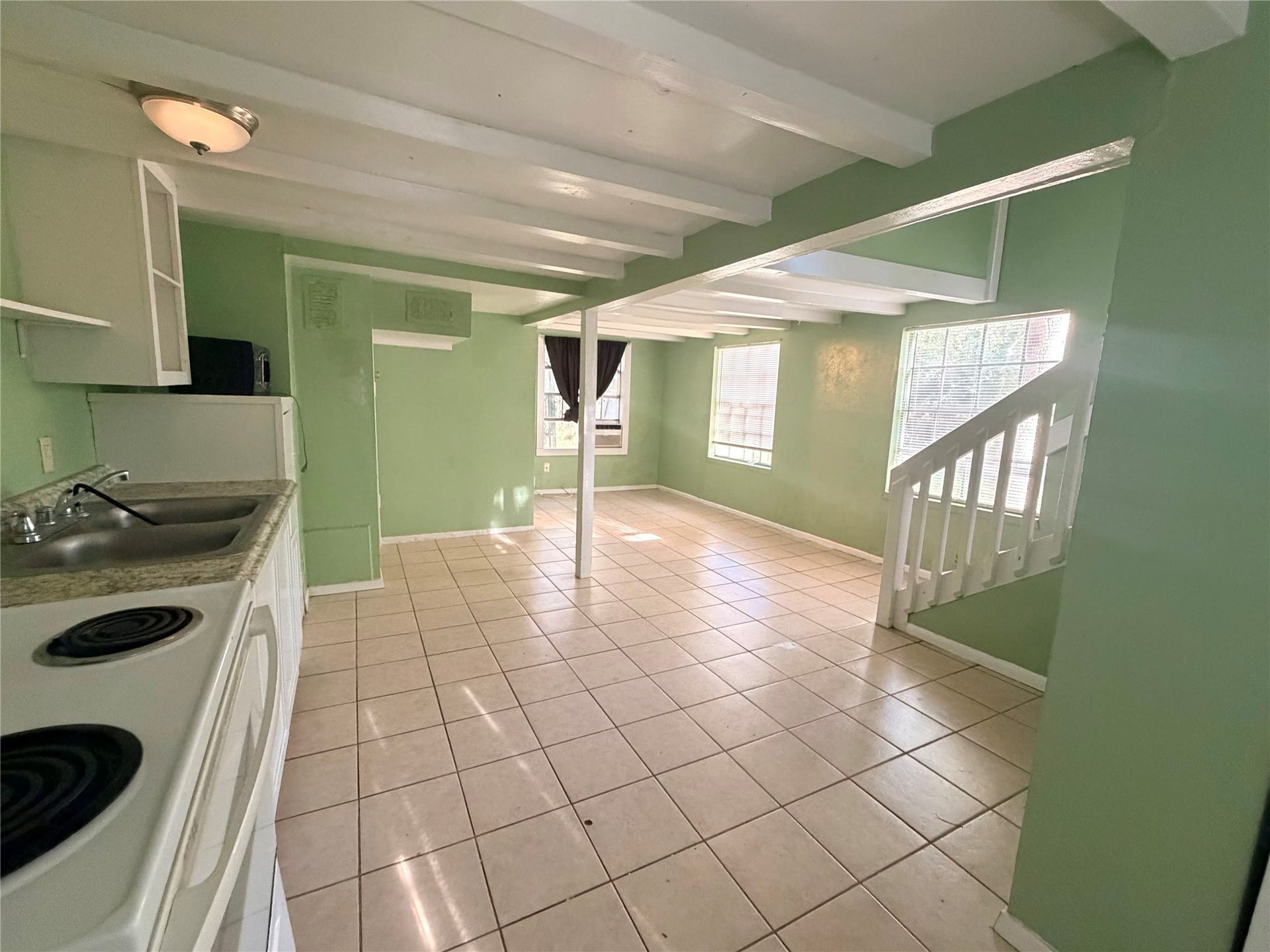 900 Mohawk Drive, #4, Montgomery, TX 77316 900 Mohawk Drive, #4, Montgomery, TX 77316