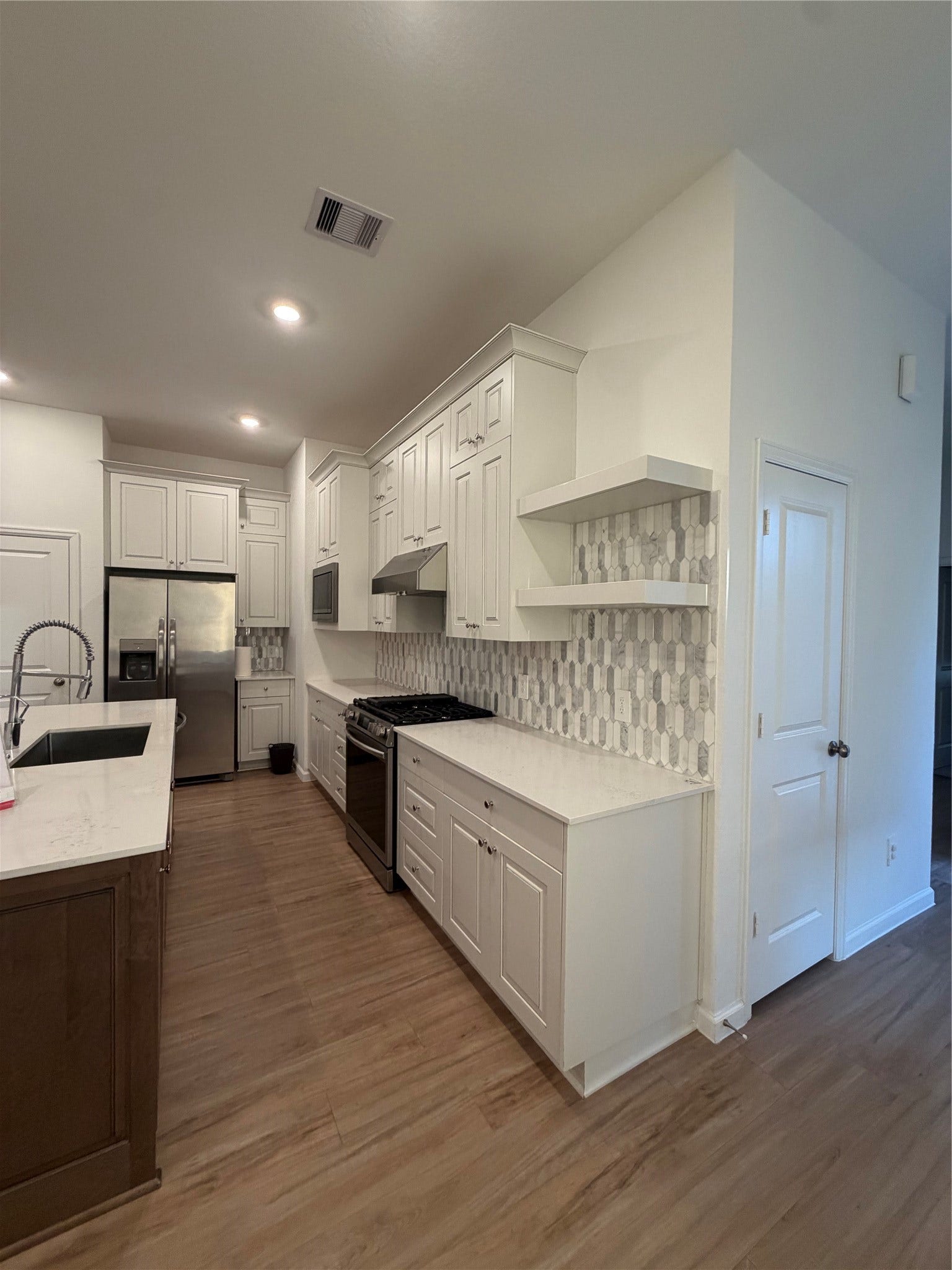 15623 Red Panda Road, Conroe, TX 77302 15623 Red Panda Road, Conroe, TX 77302