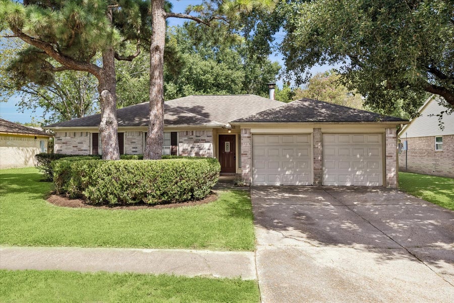Property photo for 6826 River Mill Drive, Spring, TX