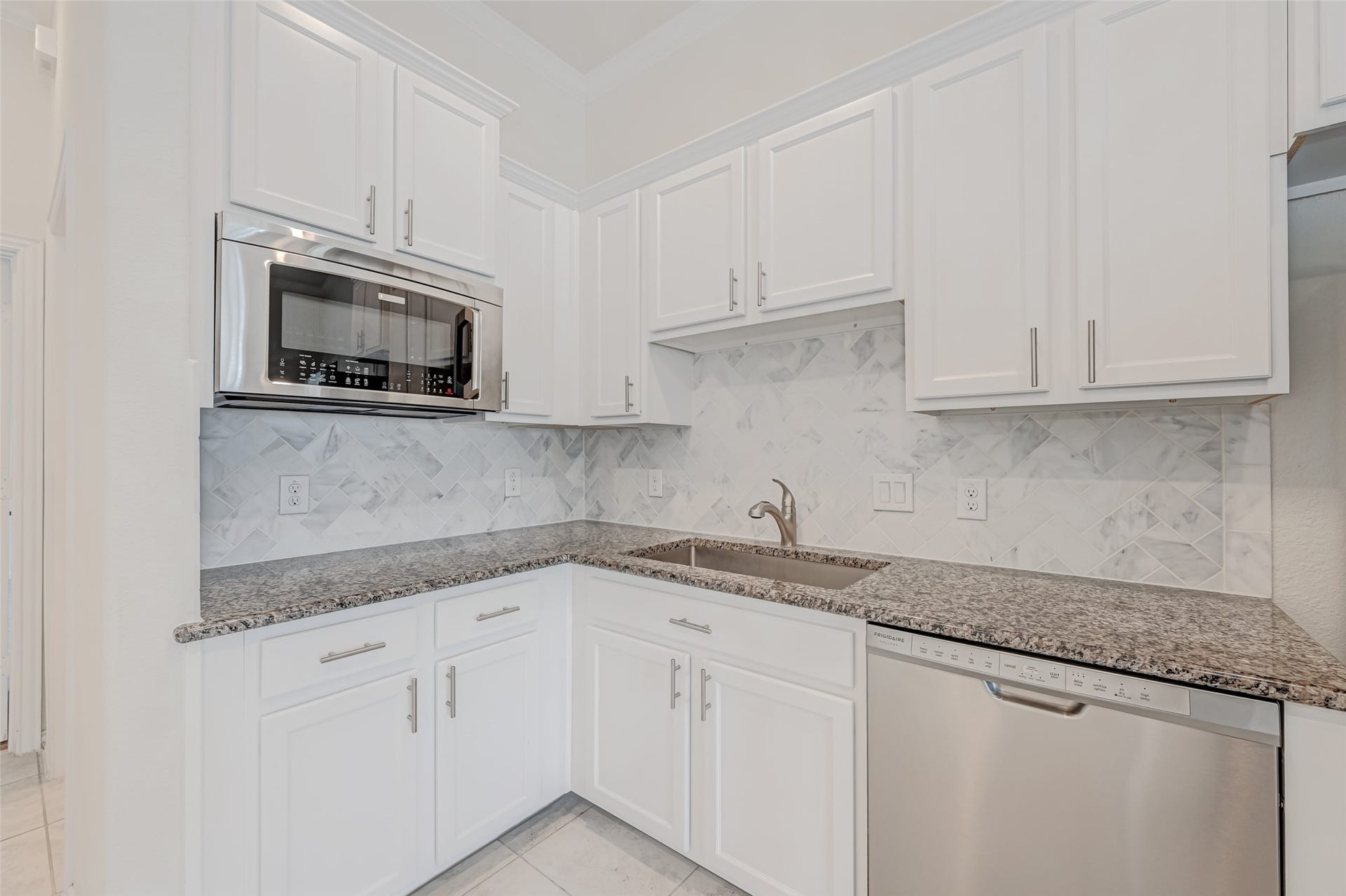 1003 Grey Dusk Court, Richmond, TX 77406