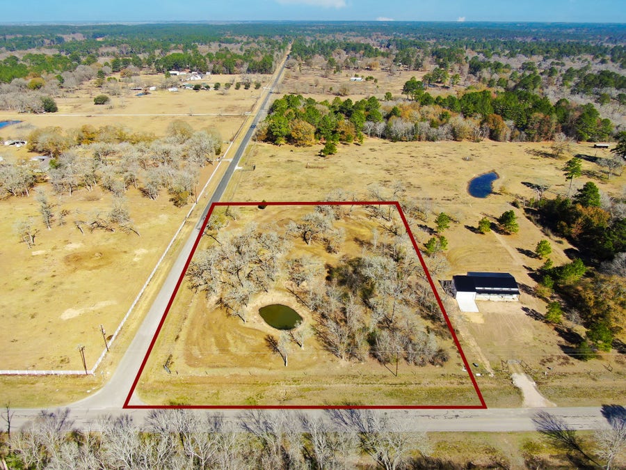 Property photo for 26050 Forest Hills Lane, Waller, TX