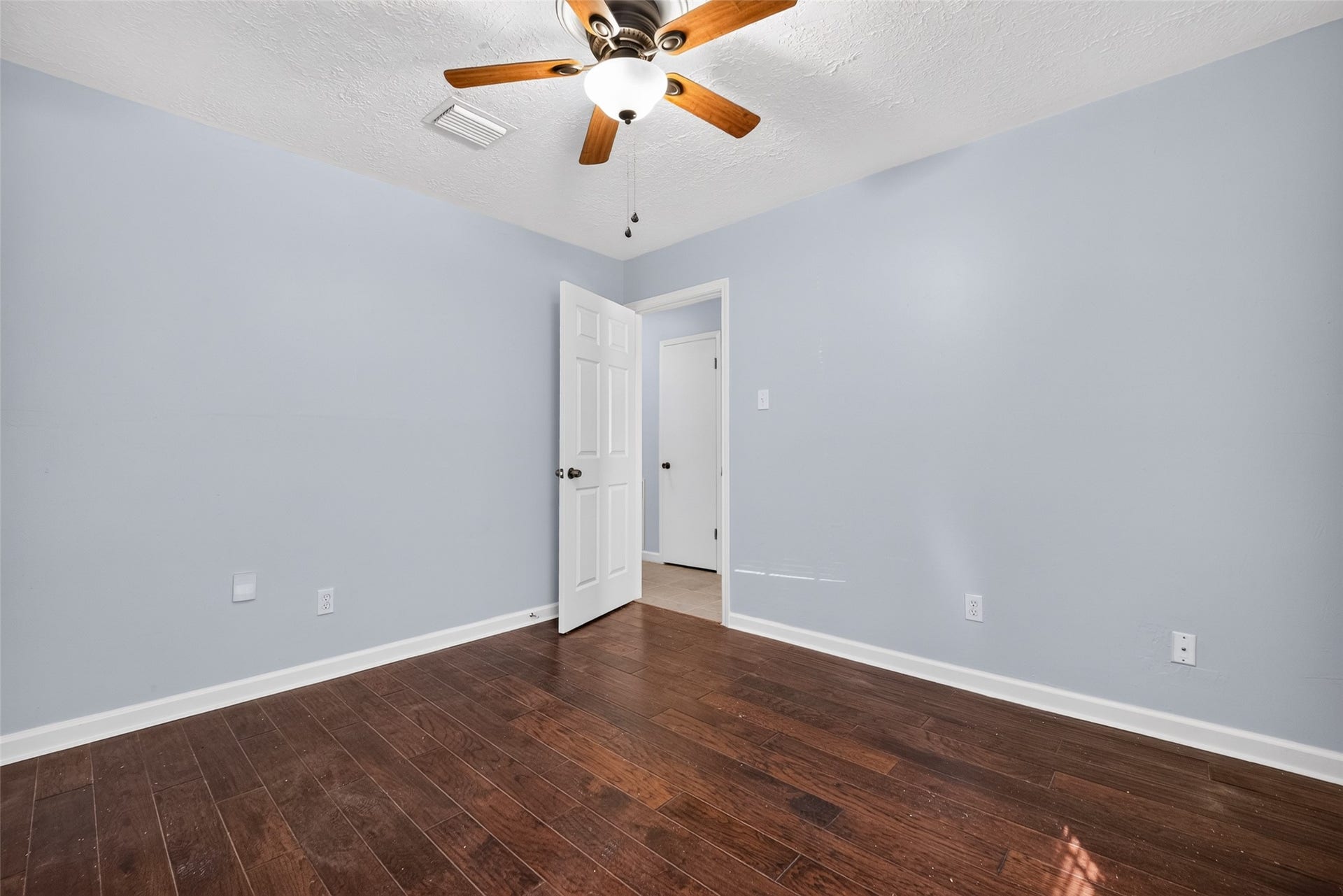 261 Hardwicke Road, Houston, TX 77060