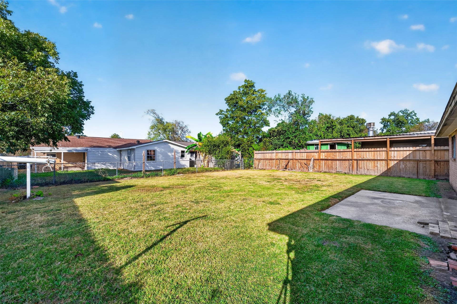 261 Hardwicke Road, Houston, TX 77060