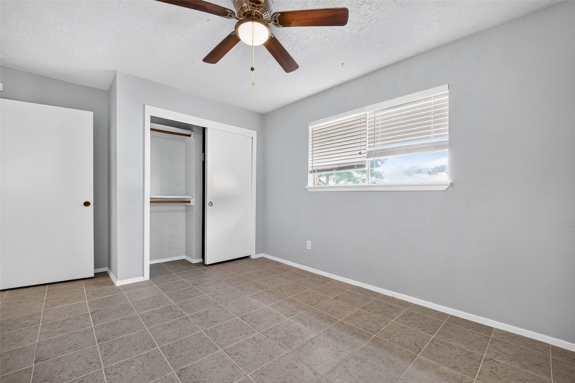 261 Hardwicke Road, Houston, TX 77060