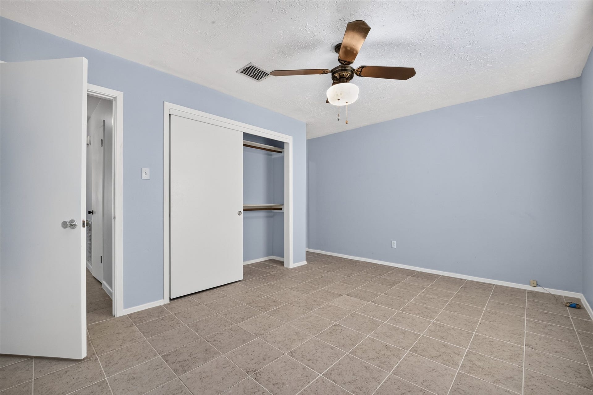 261 Hardwicke Road, Houston, TX 77060