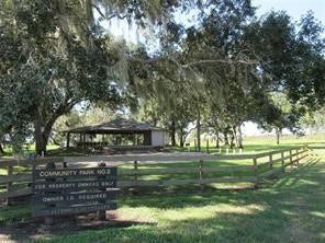 472 Angus Trail, Angleton, TX 77515