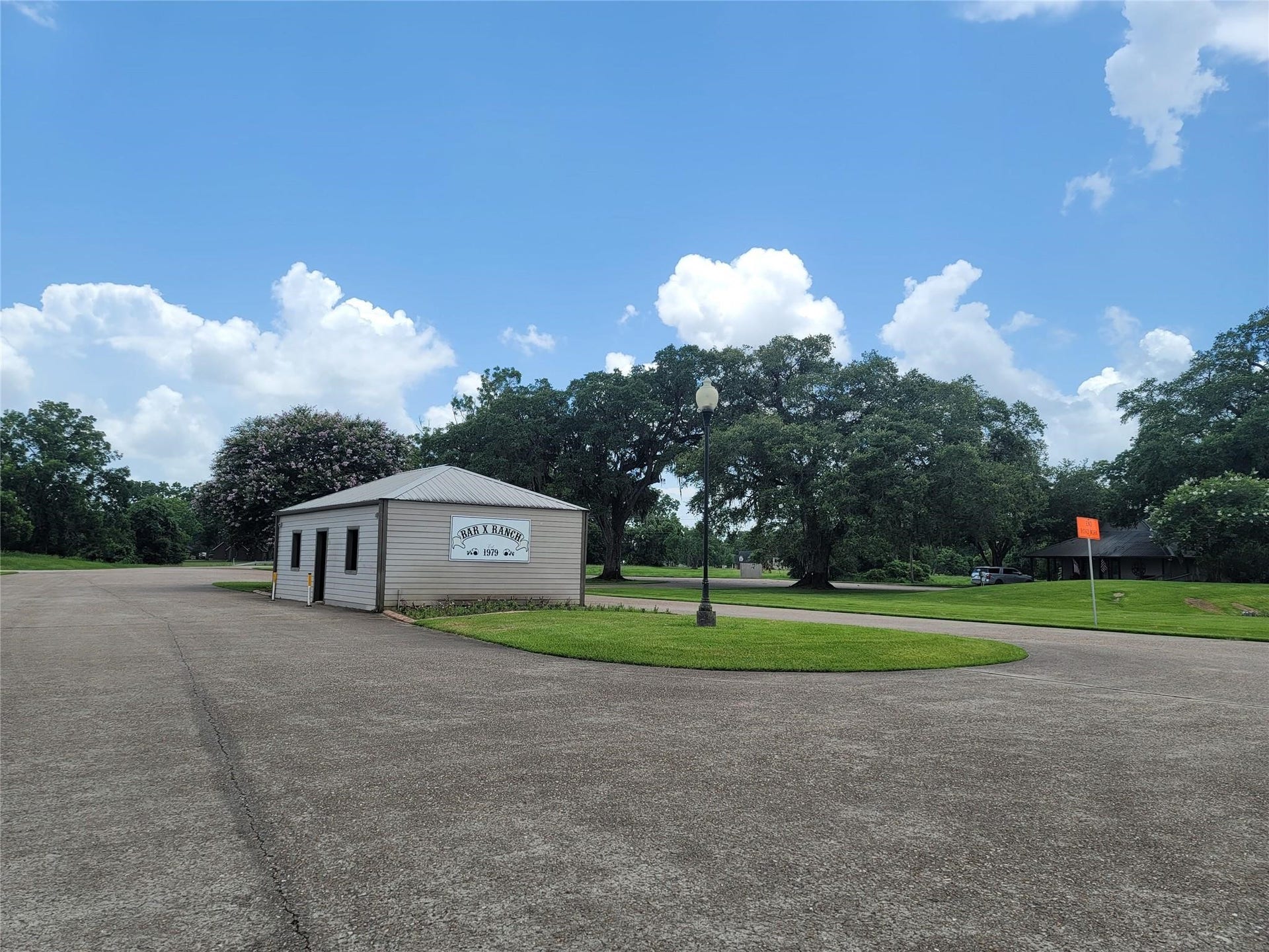472 Angus Trail, Angleton, TX 77515