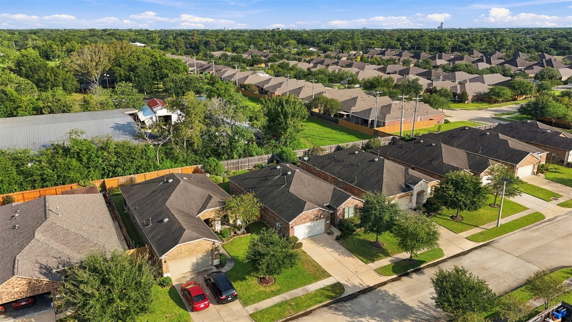 677 Tenuta Lane, League City, TX 77573 677 Tenuta Lane, League City, TX 77573