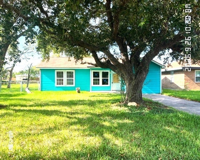 1713 N Avenue H, Freeport, TX 77541 1713 N Avenue H, Freeport, TX 77541