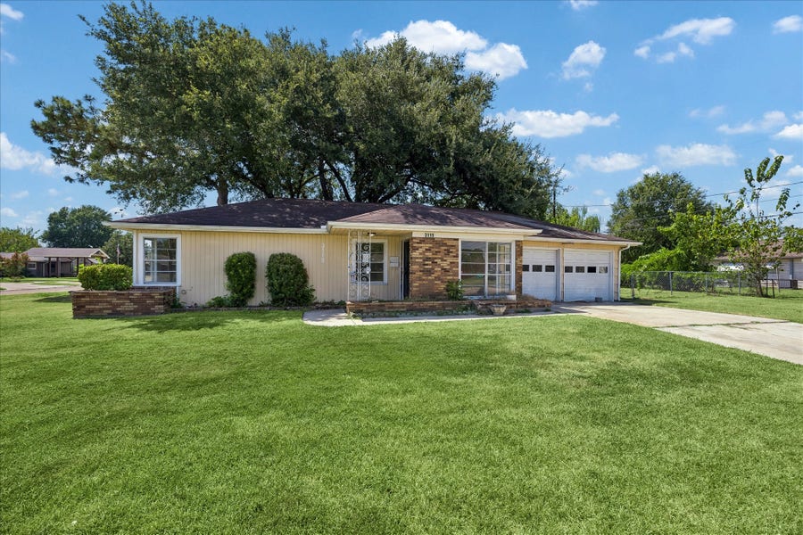 Property photo for 3119 Chestershire Drive, Pasadena, TX