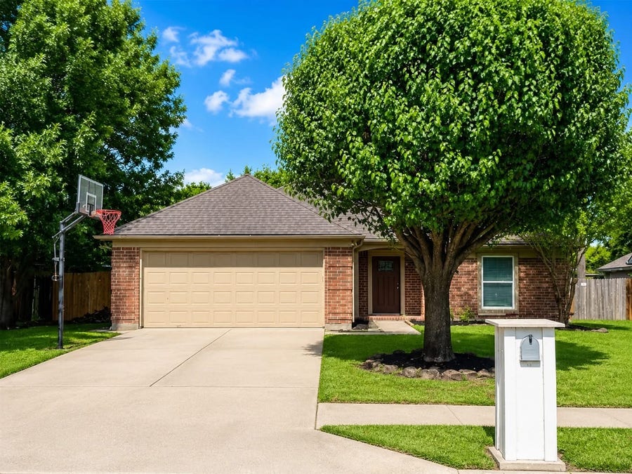 Property photo for 18703 Yaupon Trail, Humble, TX