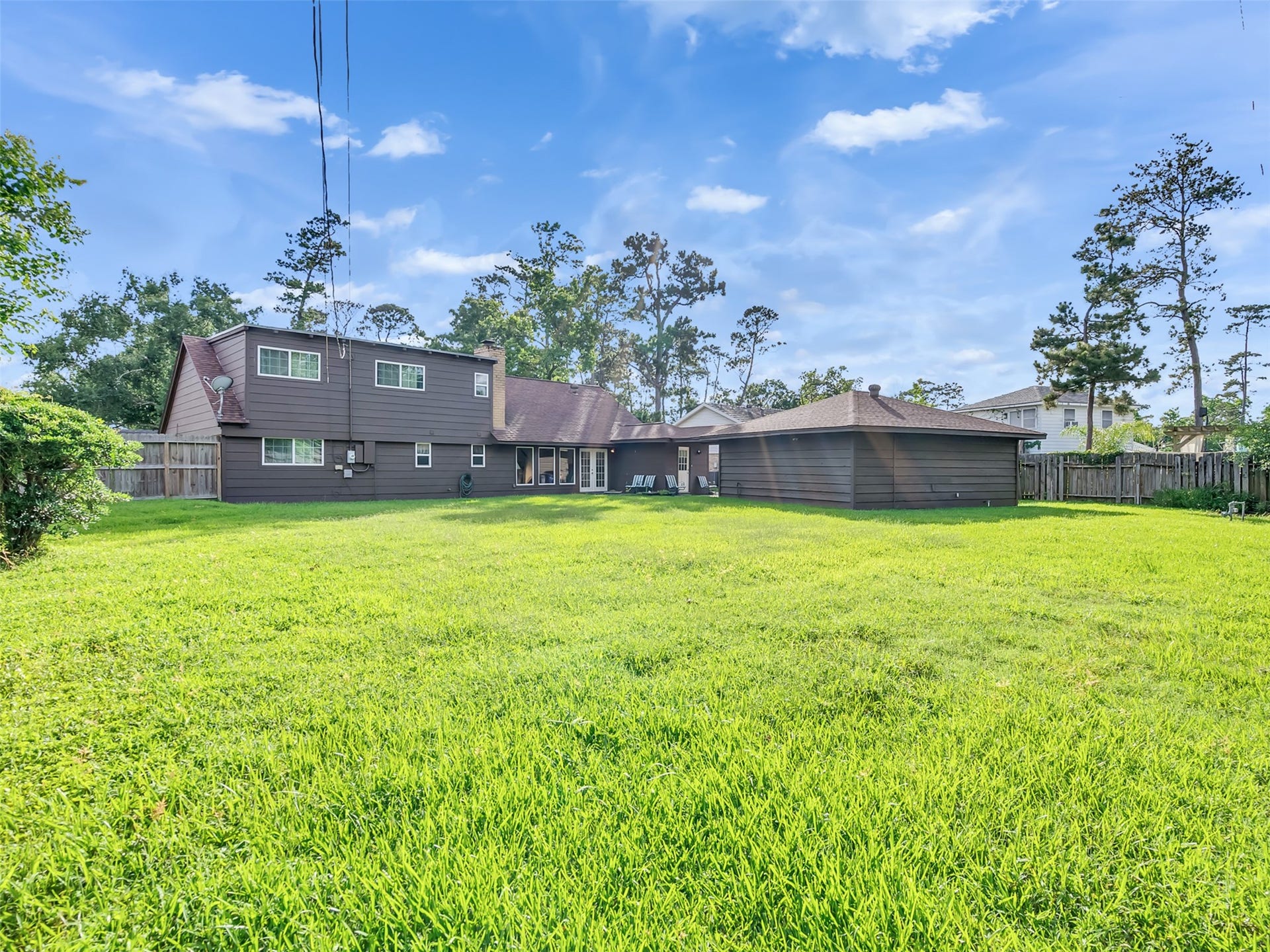 3017 Inwood Drive, Dickinson, TX 77539 Whether hosting weekend barbecues, adding a pool, or simply unwinding under the open sky, this large backyard creates the perfect setting for making lasting memories.