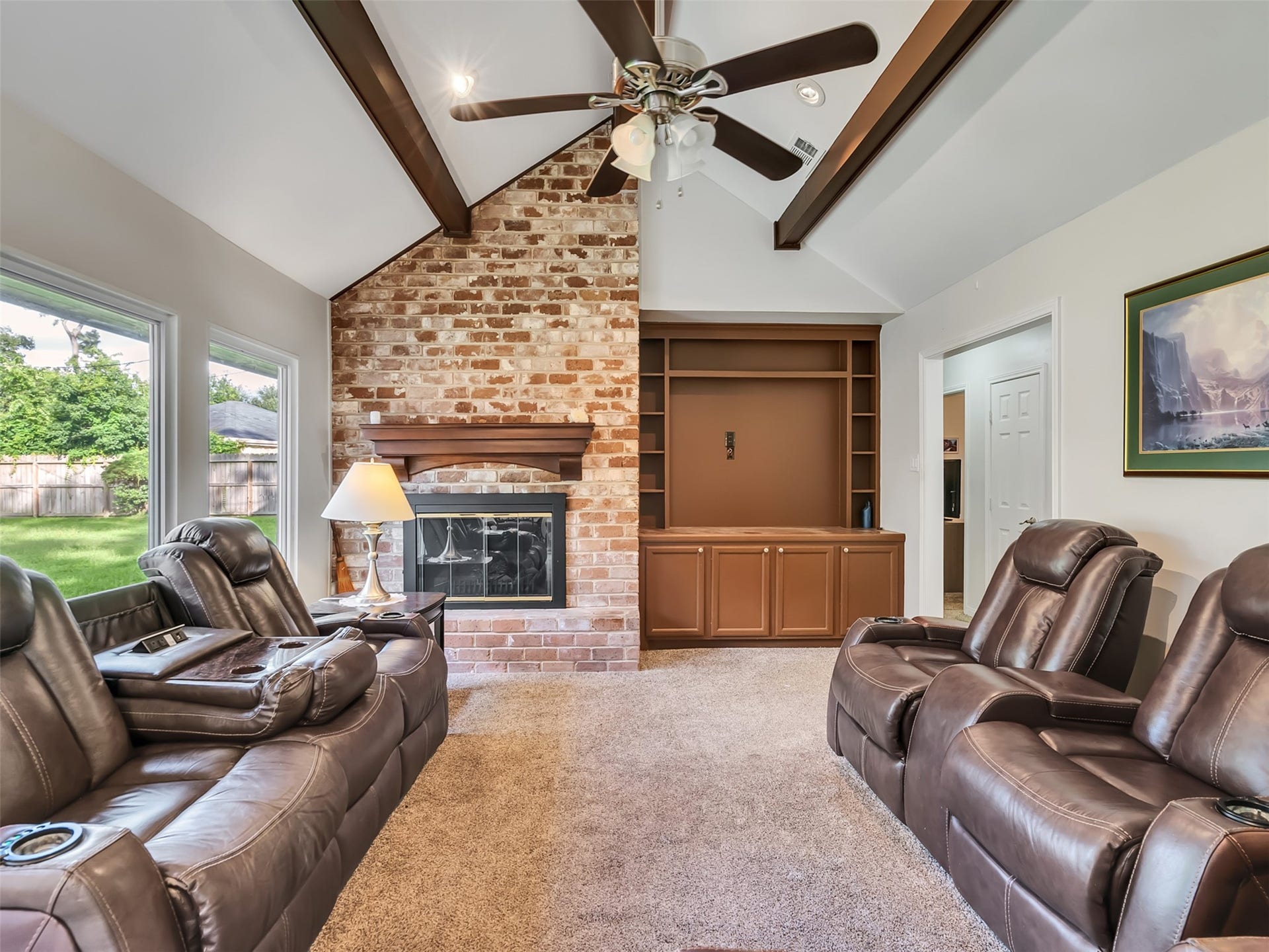 3017 Inwood Drive, Dickinson, TX 77539 A built-in big enough to hold a huge TV.