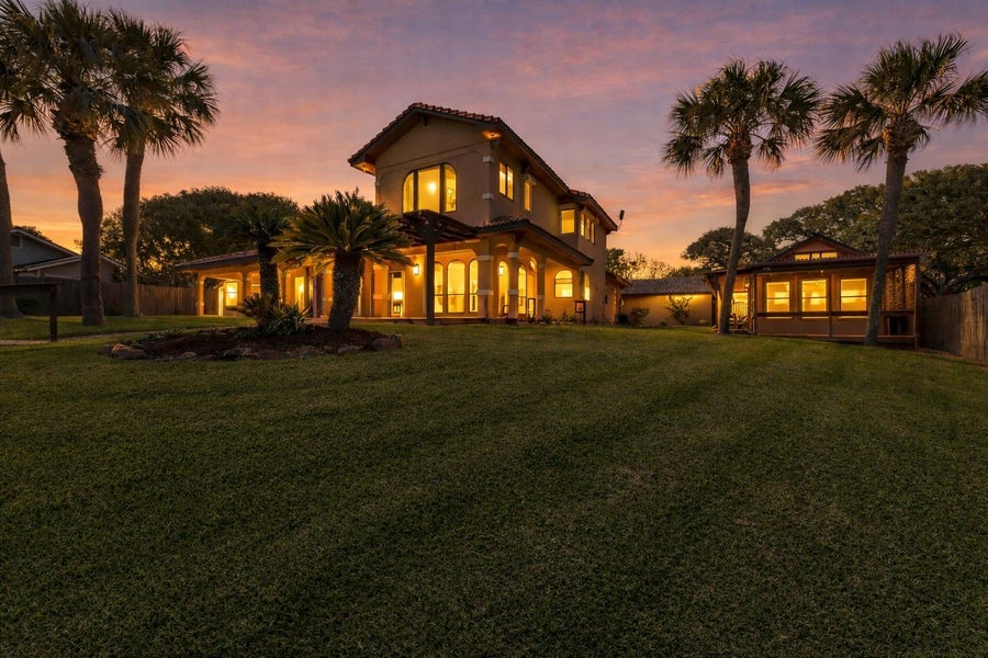 Property photo for 111 Bayridge Road, La Porte, TX