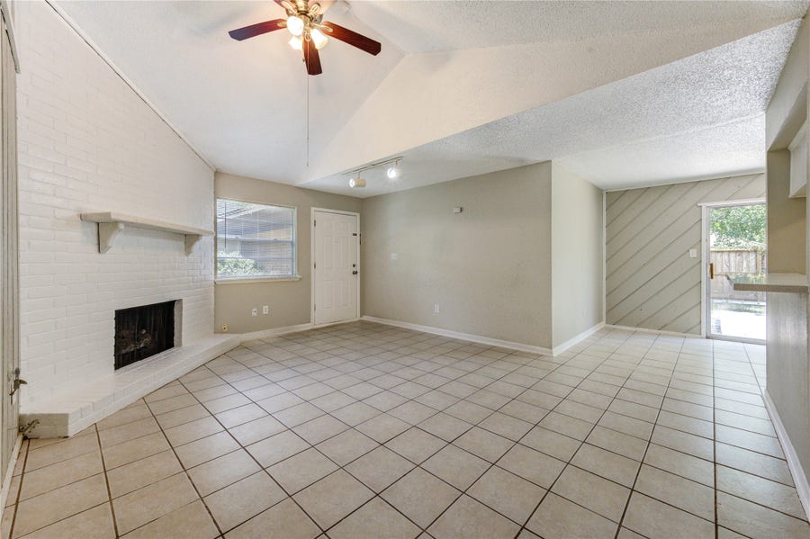 Property photo for 212 Quaker Drive, #B3, Friendswood, TX