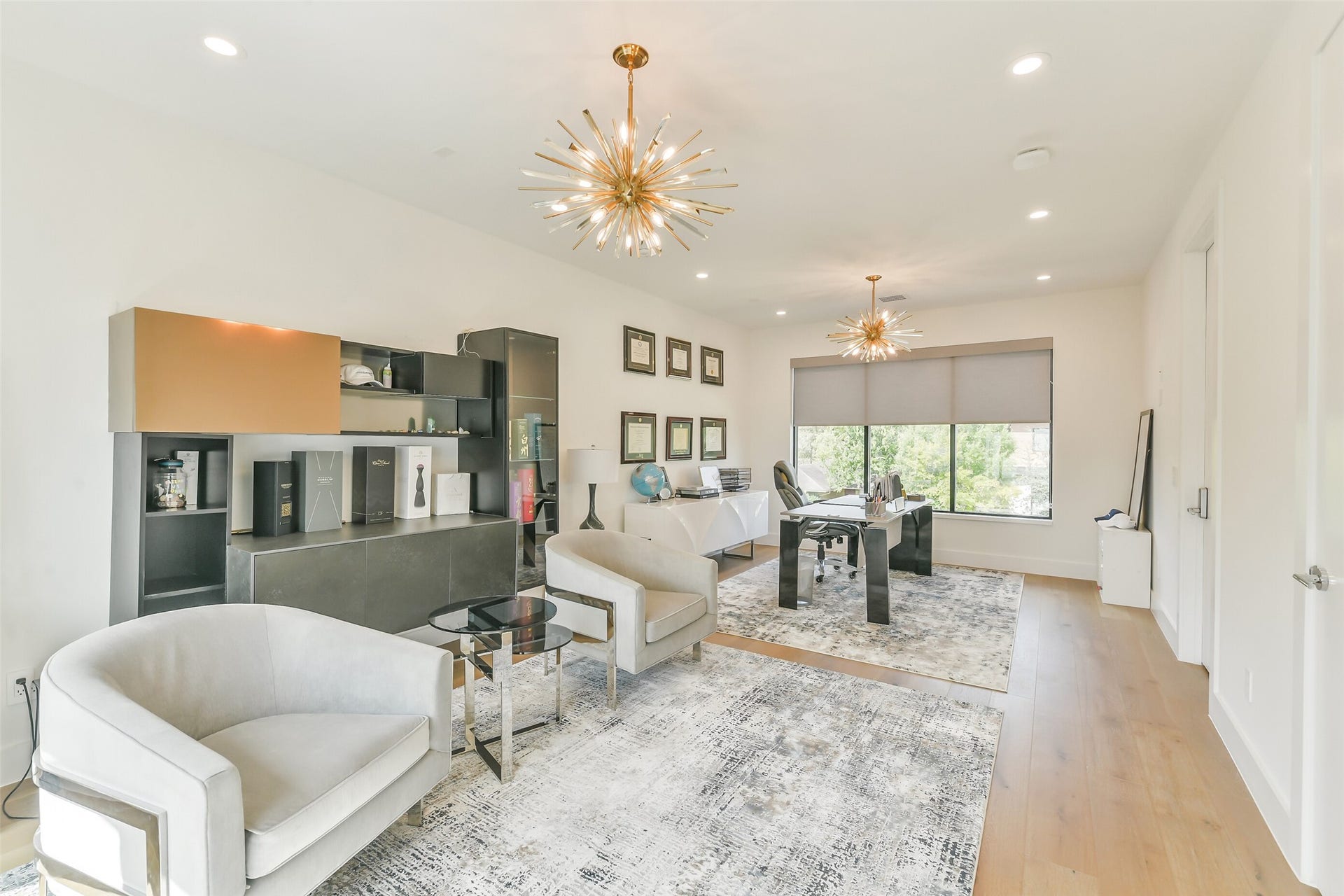 3003 Virginia Street, Houston, TX 77098 Office/Study with sitting area