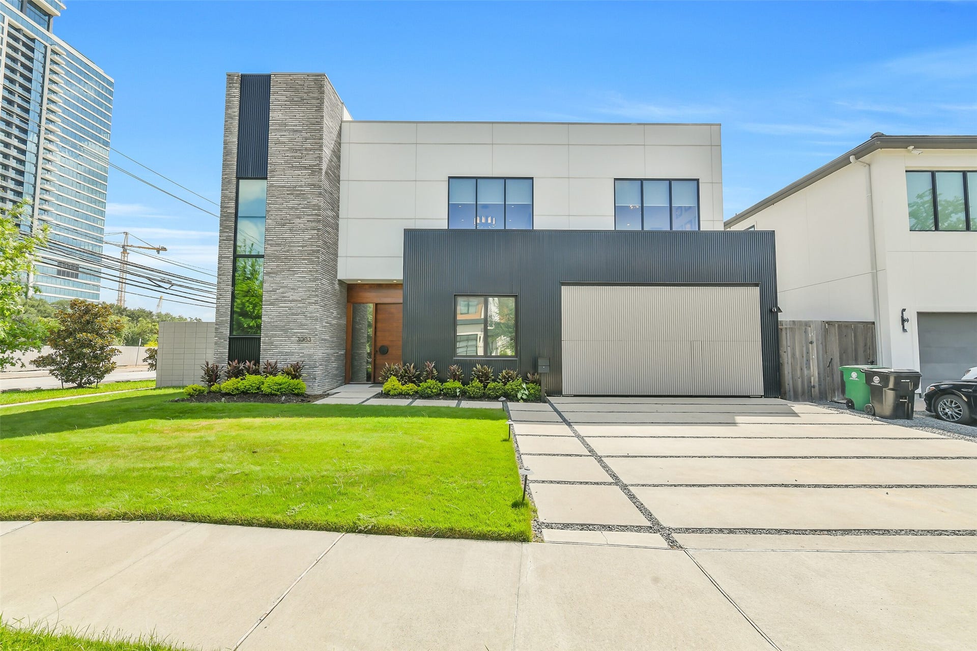 3003 Virginia Street, Houston, TX 77098 Modern style home in David Crockett/Upper Kirby