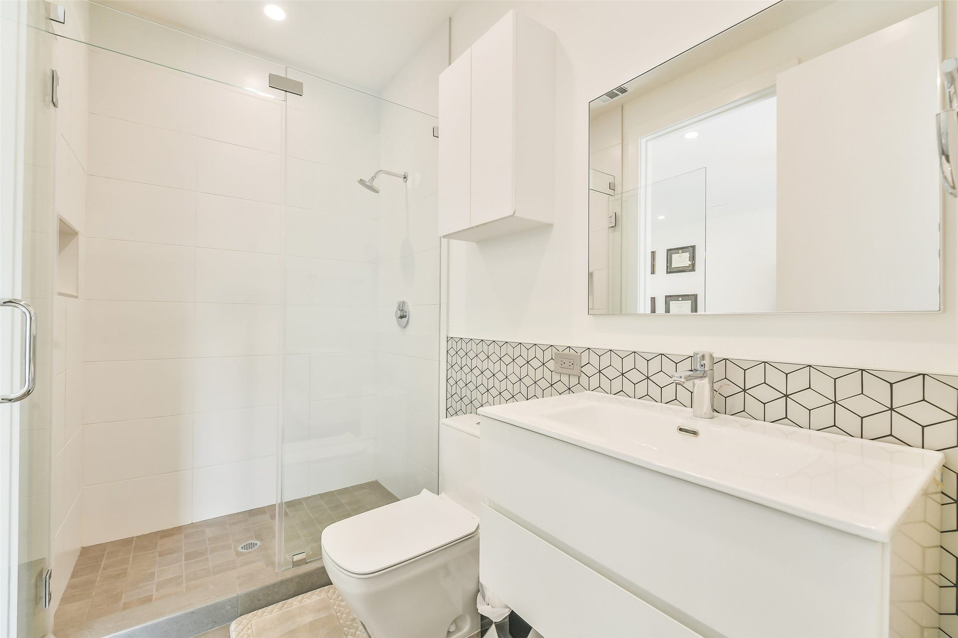 3003 Virginia Street, Houston, TX 77098 Bathroom for office/study and gameroom