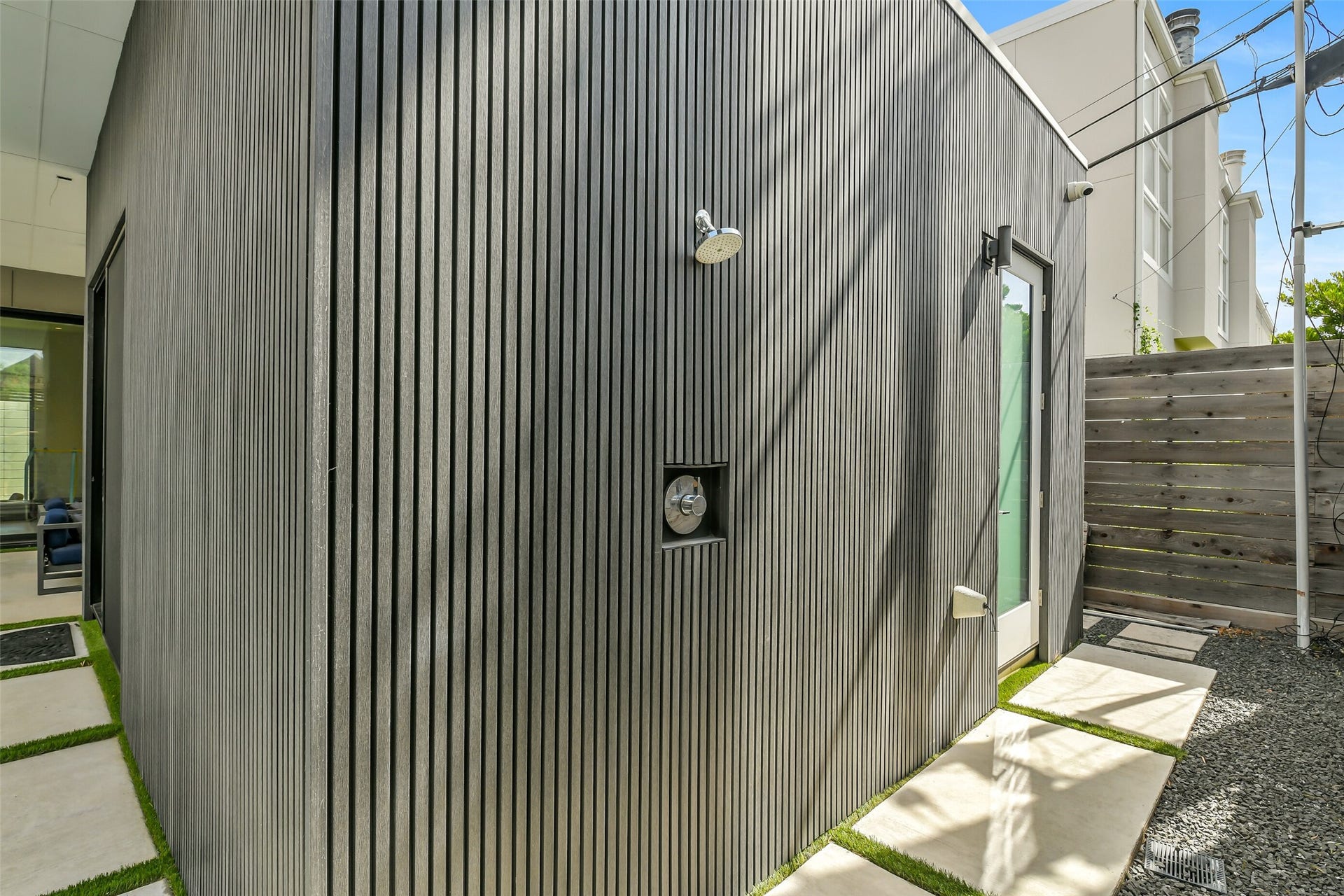 3003 Virginia Street, Houston, TX 77098 Outdoor shower by pool