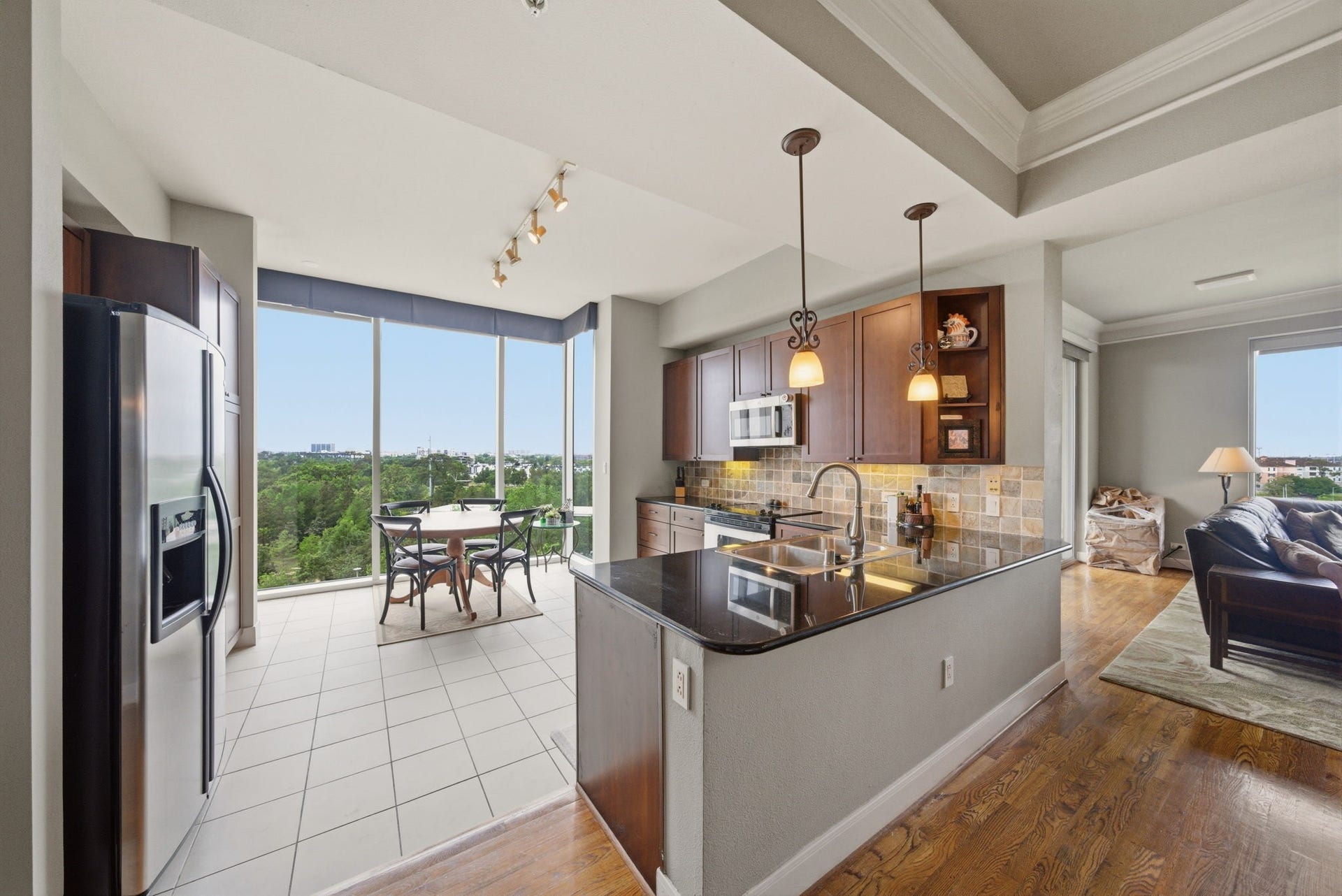 3333 Allen Parkway, #709, Houston, TX 77019 3333 Allen Parkway, #709, Houston, TX 77019