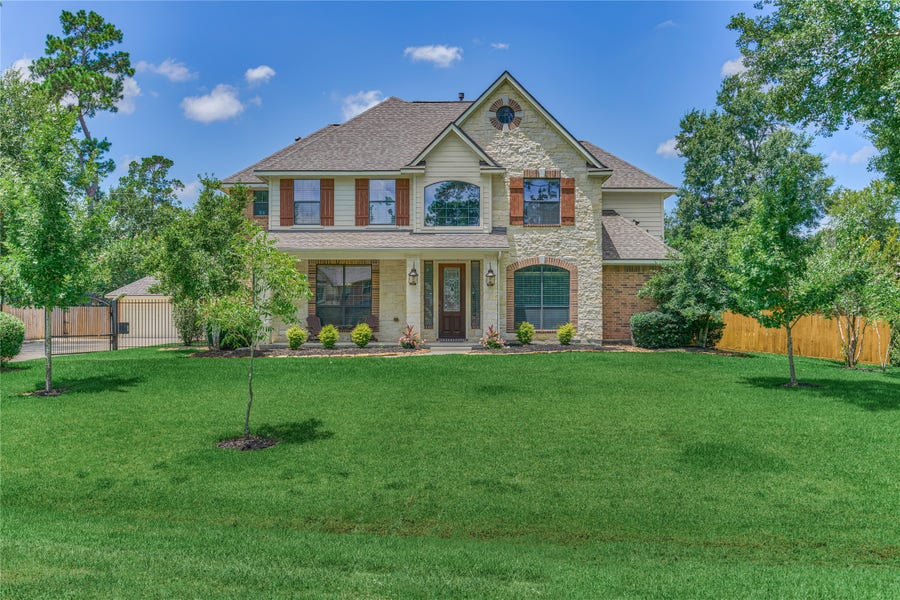 Property photo for 40519 Manor Drive, Magnolia, TX