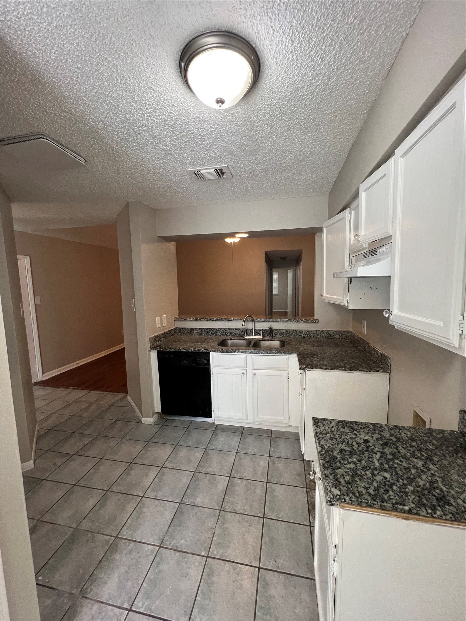 1334 Northville Street, Houston, TX 77038 1334 Northville Street, Houston, TX 77038