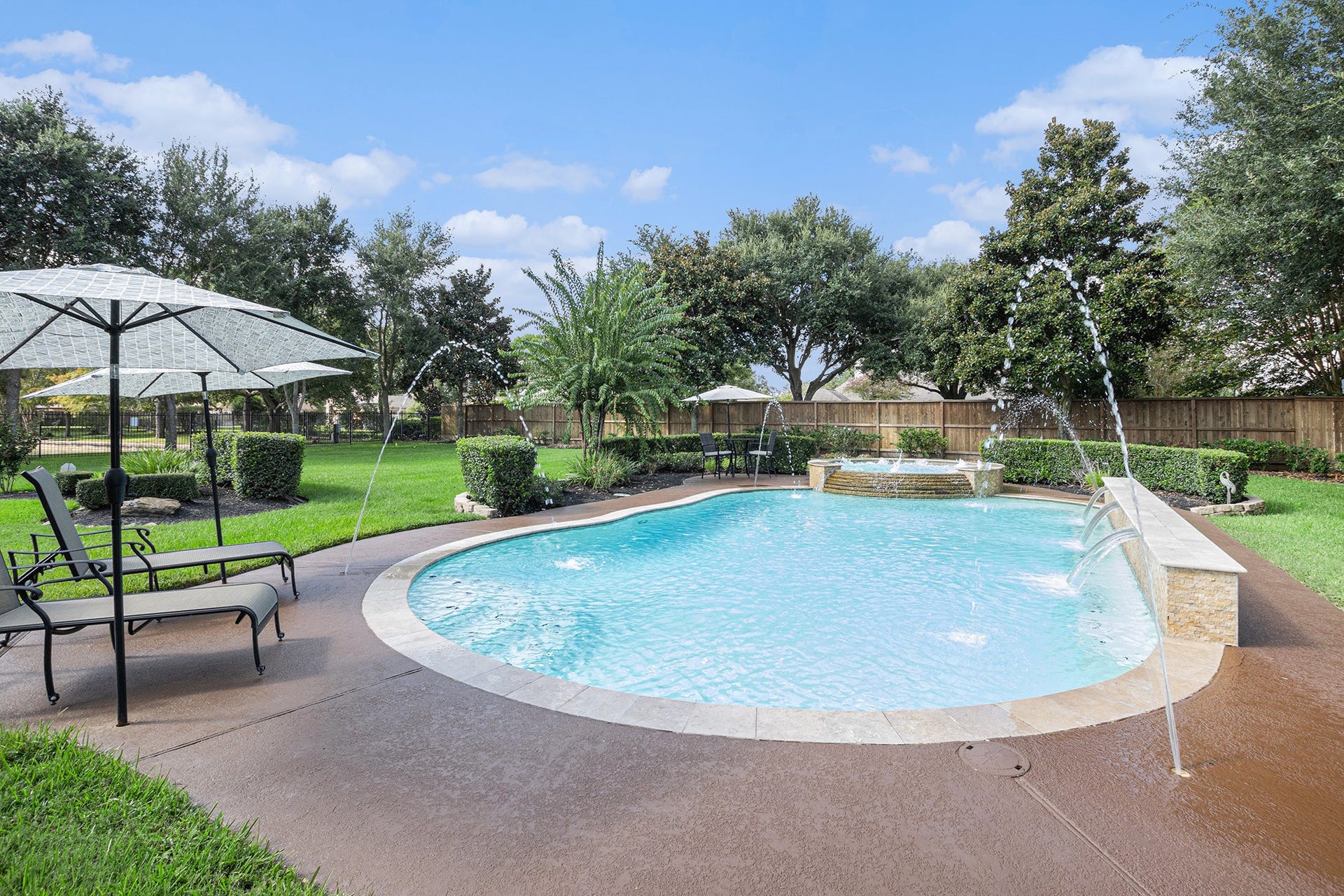 17403 Ledgefield, Cypress, TX 77433