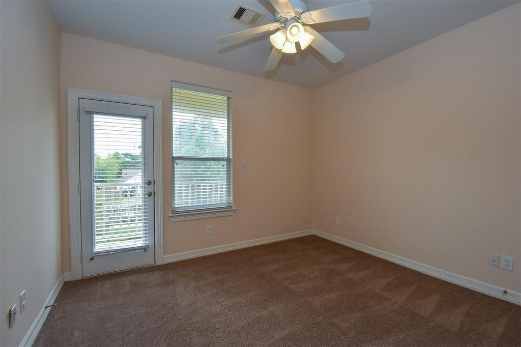 815 Garden Rose Lane, Houston, TX 77018 815 Garden Rose Lane, Houston, TX 77018