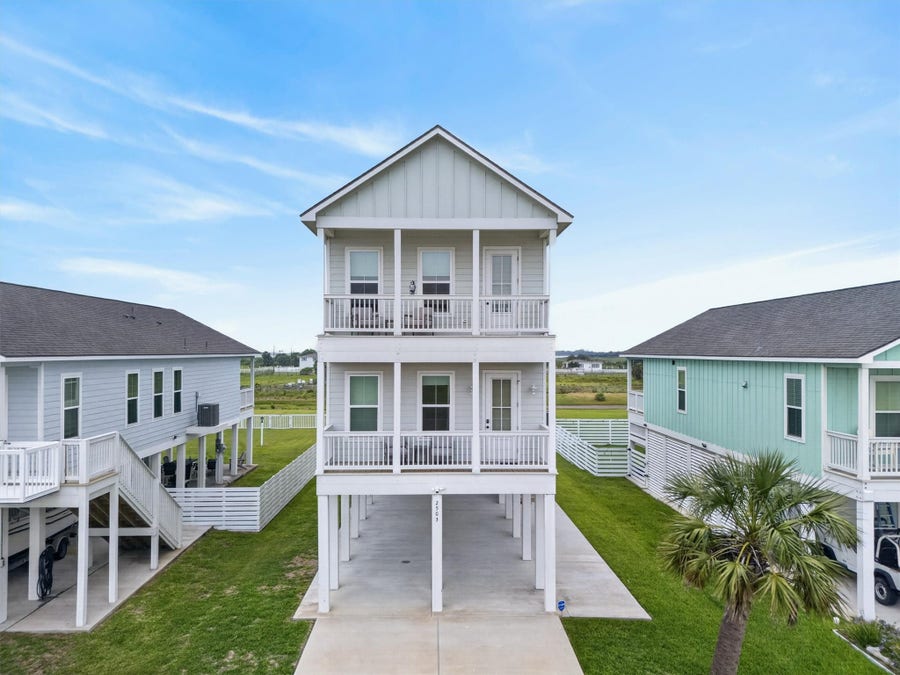 Property photo for 2503 103rd Street, Galveston, TX