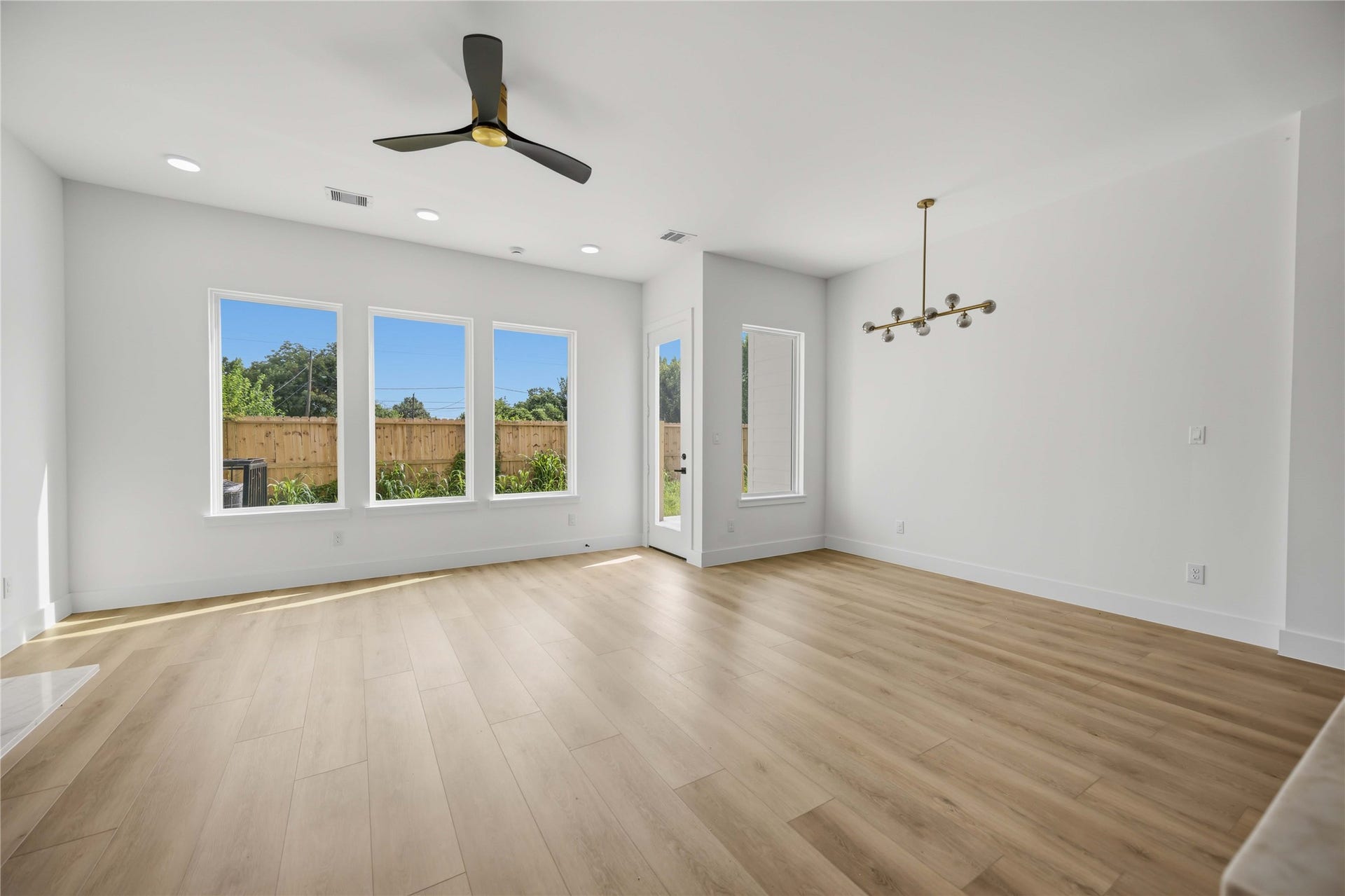 3704 Mount Pleasant Street, #A/B, Houston, TX 77021 3704 Mount Pleasant Street, #A/B, Houston, TX 77021