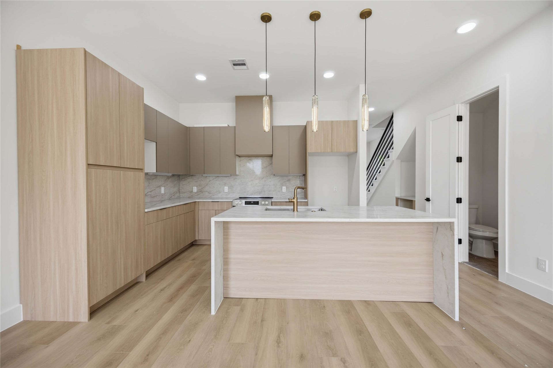 3704 Mount Pleasant Street, #A/B, Houston, TX 77021 3704 Mount Pleasant Street, #A/B, Houston, TX 77021