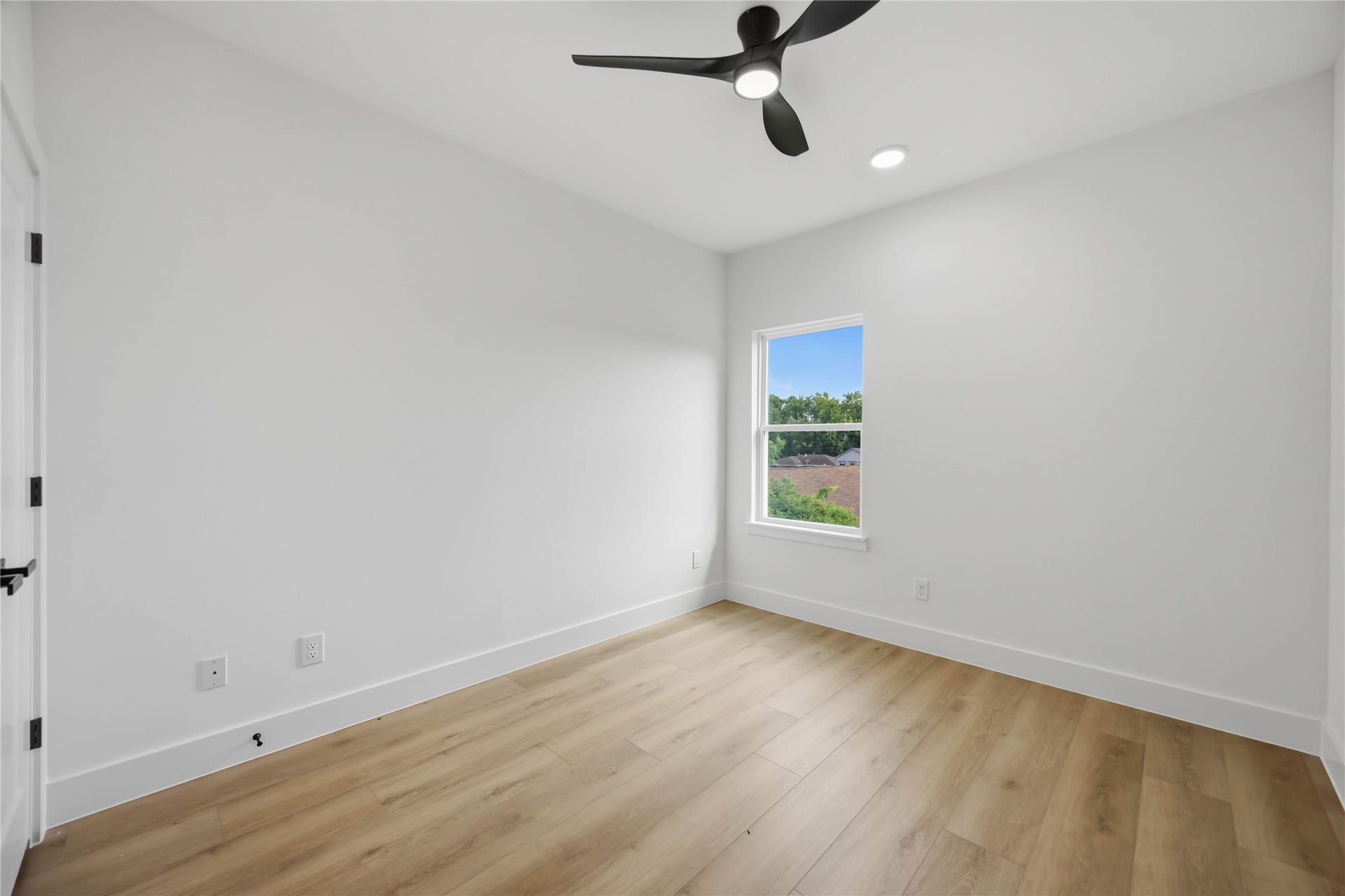 3704 Mount Pleasant Street, #A/B, Houston, TX 77021 3704 Mount Pleasant Street, #A/B, Houston, TX 77021
