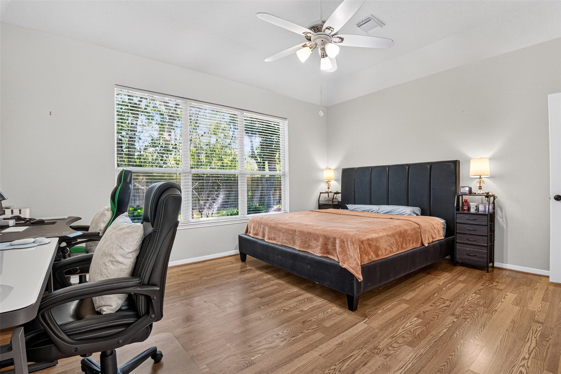 7514 Broken Oak Lane, Sugar Land, TX 77479 7514 Broken Oak Lane, Sugar Land, TX 77479