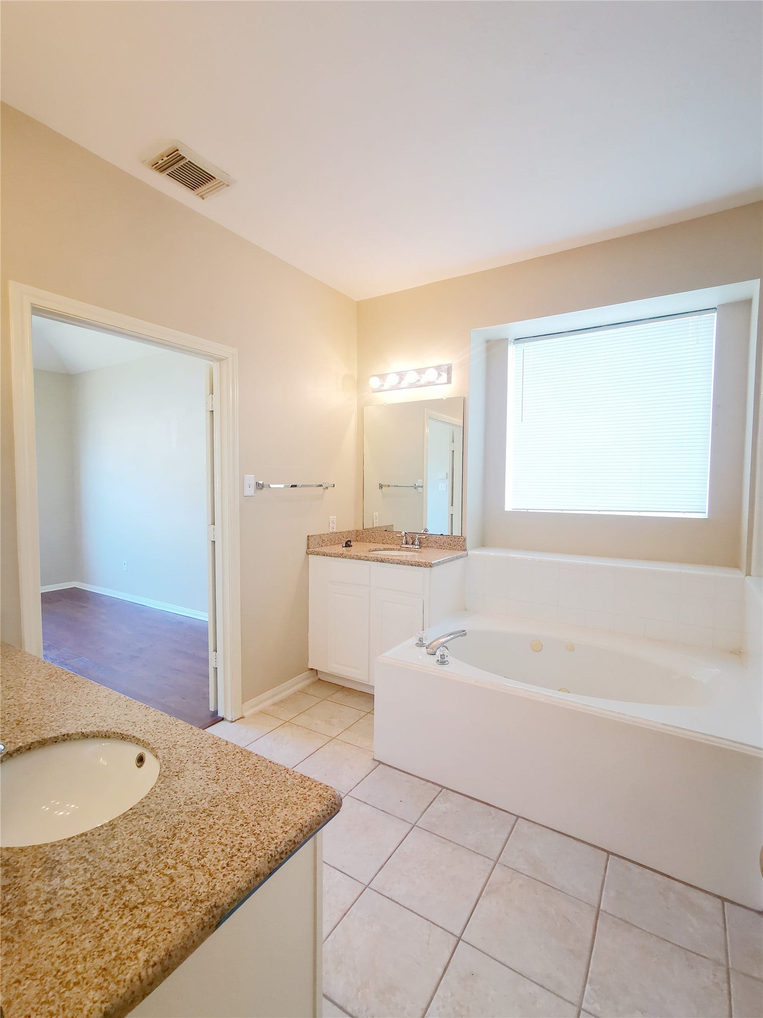 802 Portsmouth Drive, Pearland, TX 77584 802 Portsmouth Drive, Pearland, TX 77584