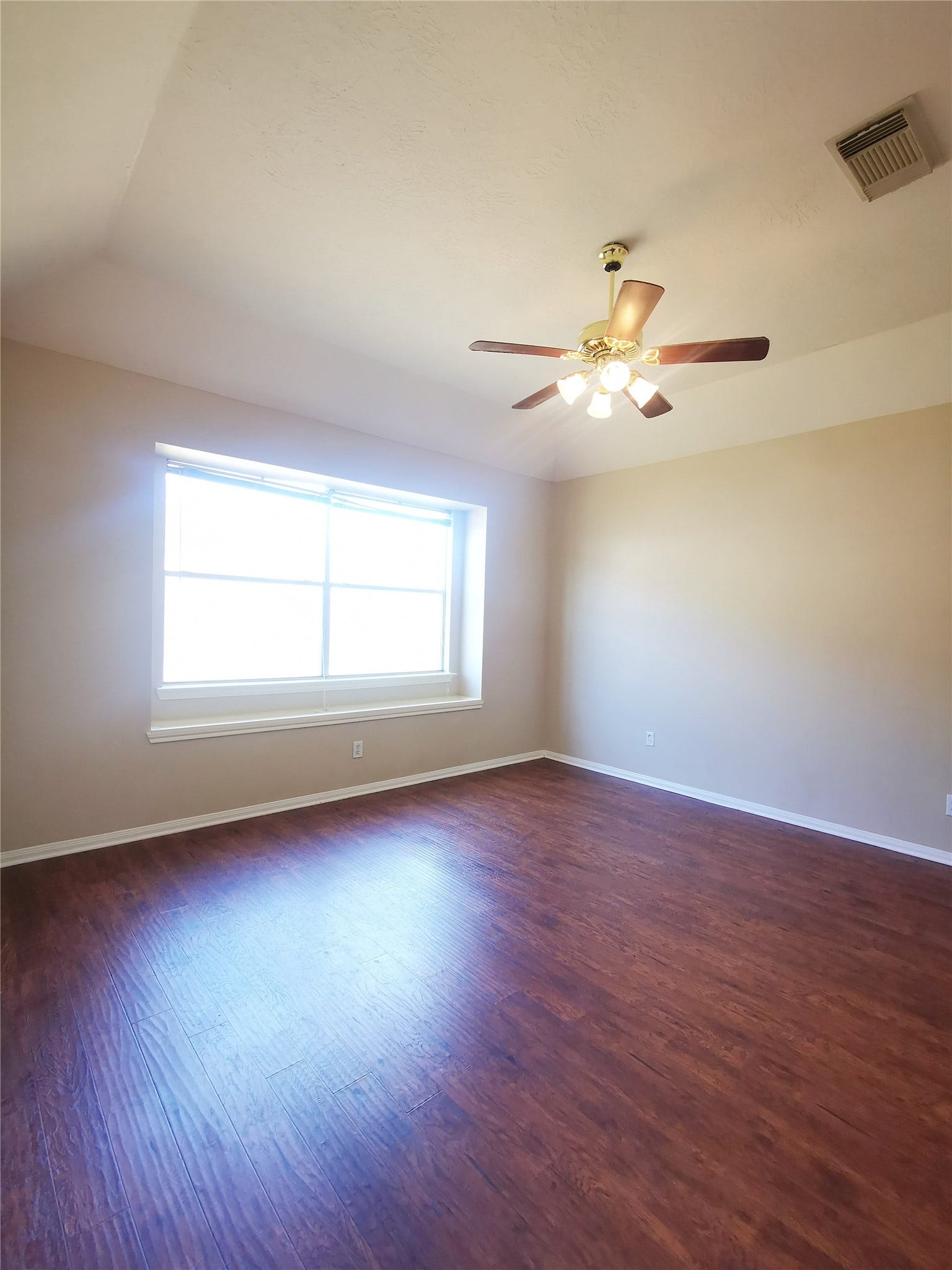 802 Portsmouth Drive, Pearland, TX 77584 802 Portsmouth Drive, Pearland, TX 77584