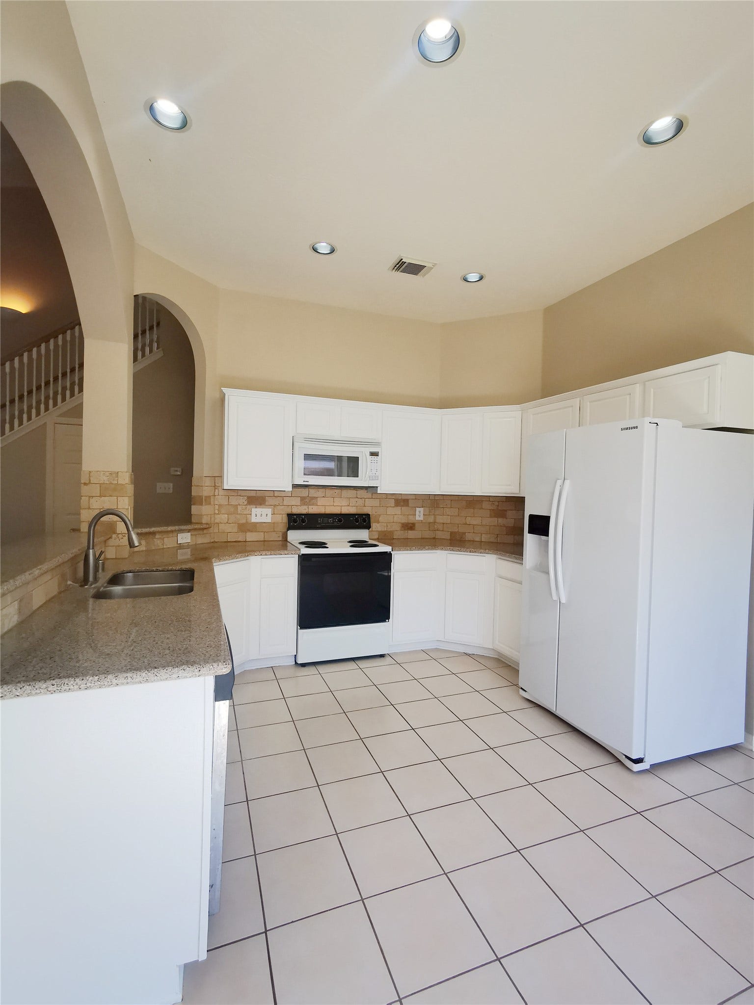 802 Portsmouth Drive, Pearland, TX 77584 802 Portsmouth Drive, Pearland, TX 77584