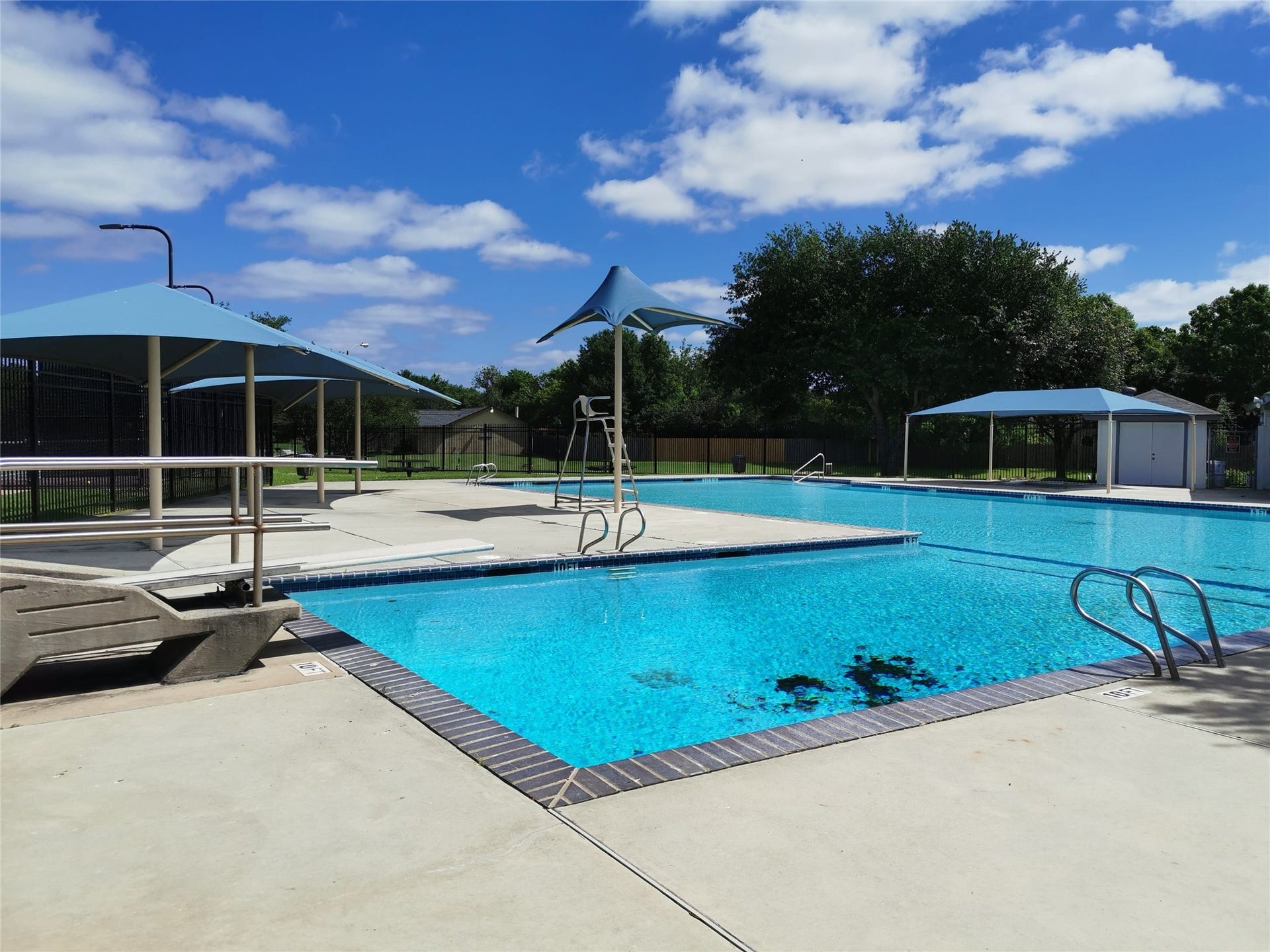 802 Portsmouth Drive, Pearland, TX 77584 802 Portsmouth Drive, Pearland, TX 77584