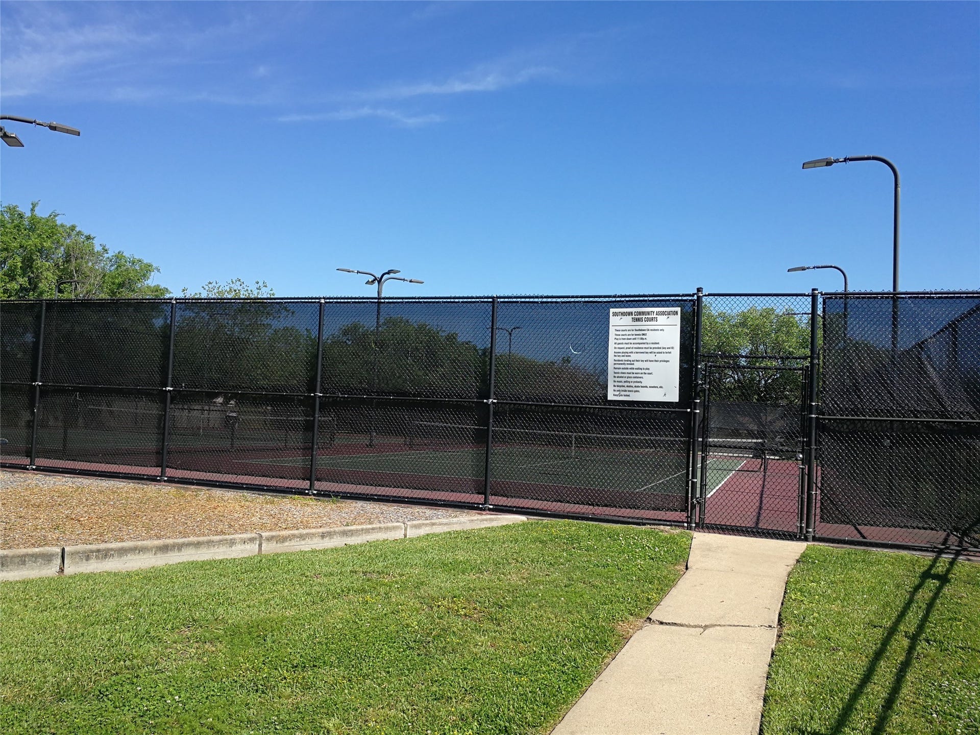 802 Portsmouth Drive, Pearland, TX 77584 802 Portsmouth Drive, Pearland, TX 77584