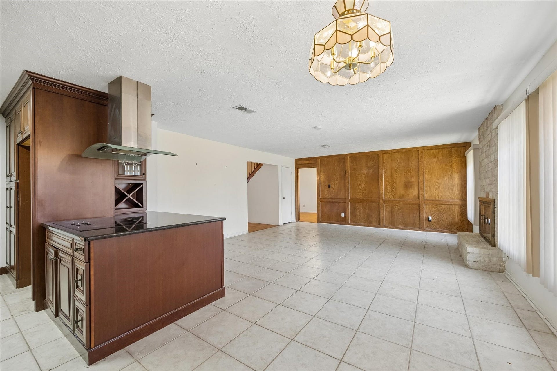 10334 Sageglow Drive, Houston, TX 77089 10334 Sageglow Drive, Houston, TX 77089