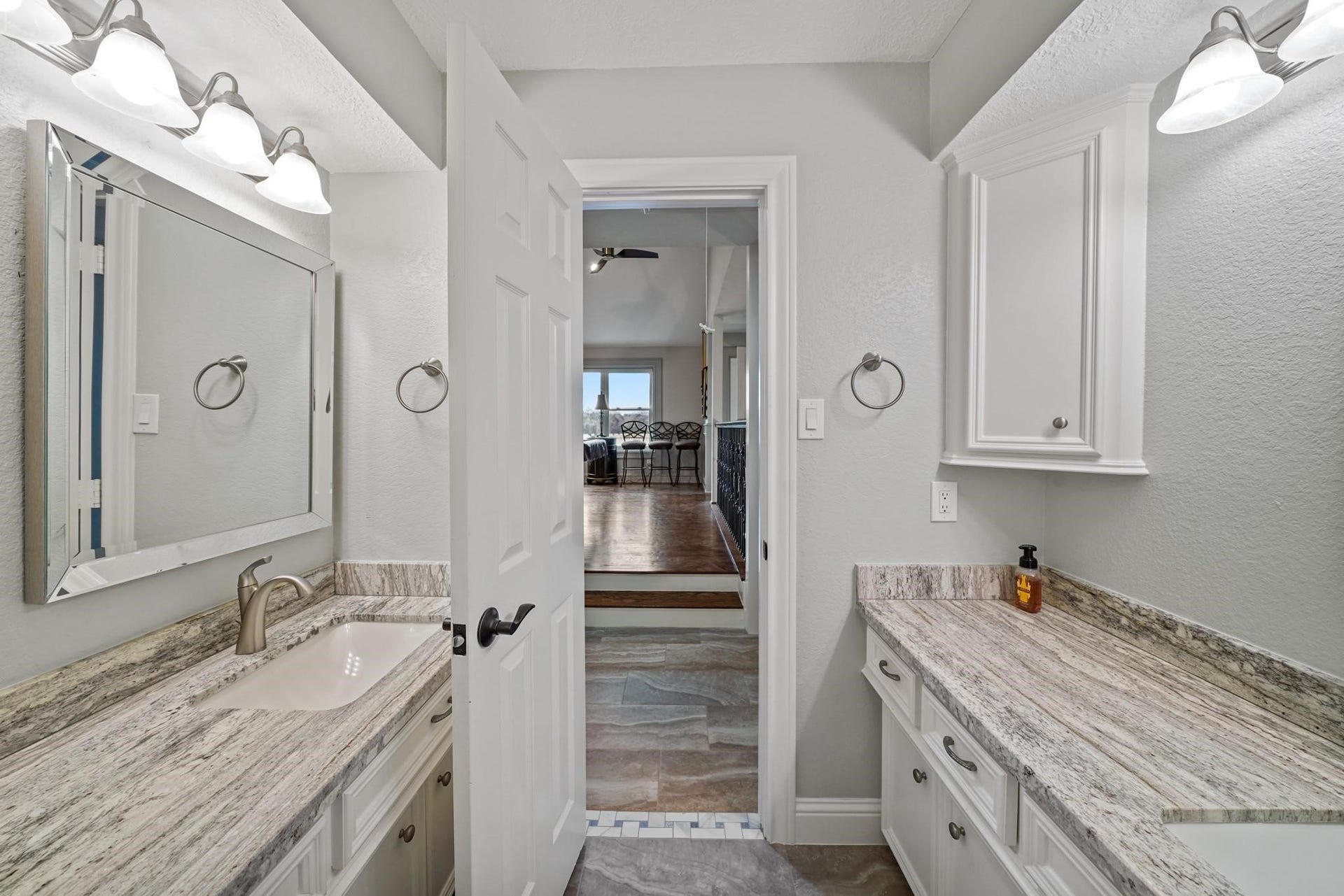 25 The Oval Street, Sugar Land, TX 77479 25 The Oval Street, Sugar Land, TX 77479