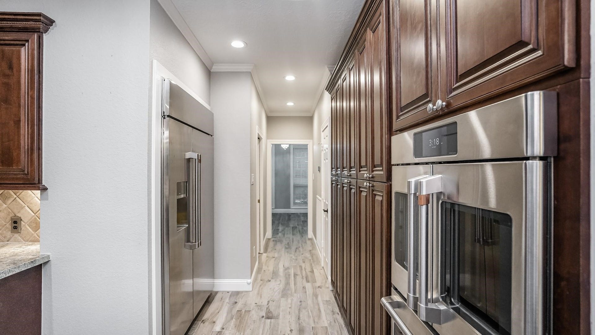25 The Oval Street, Sugar Land, TX 77479 25 The Oval Street, Sugar Land, TX 77479