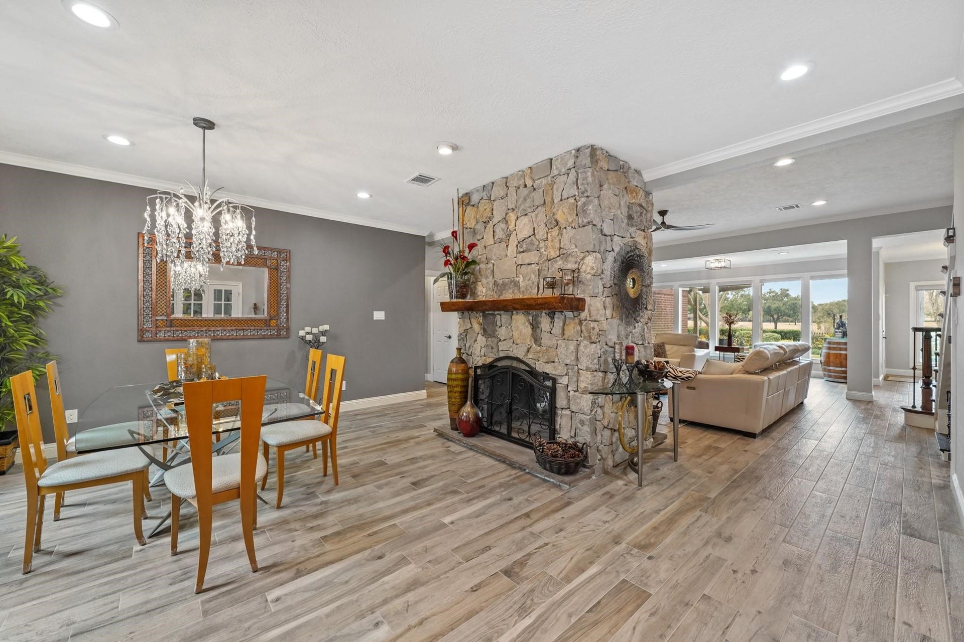 25 The Oval Street, Sugar Land, TX 77479 25 The Oval Street, Sugar Land, TX 77479