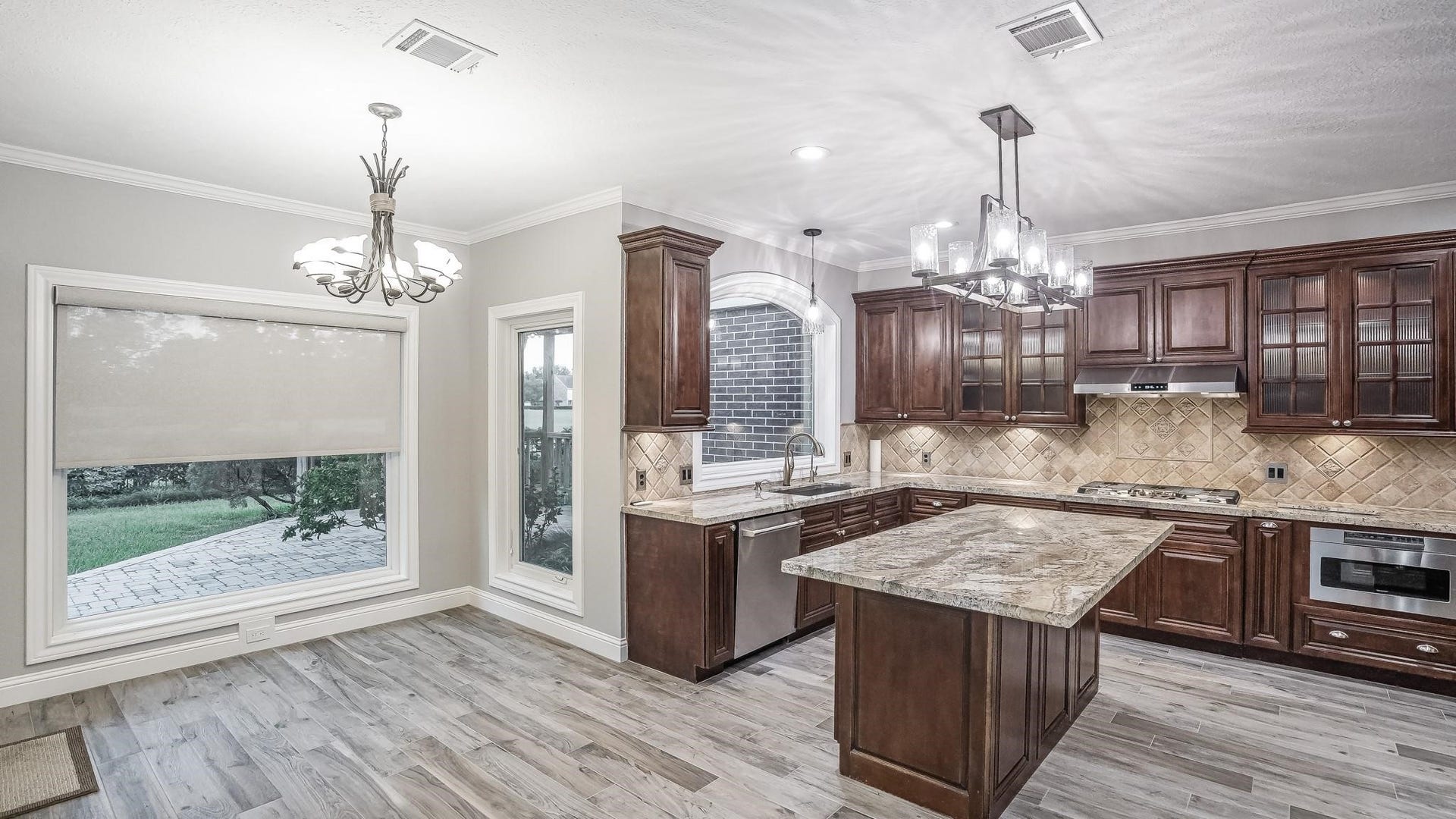 25 The Oval Street, Sugar Land, TX 77479 25 The Oval Street, Sugar Land, TX 77479