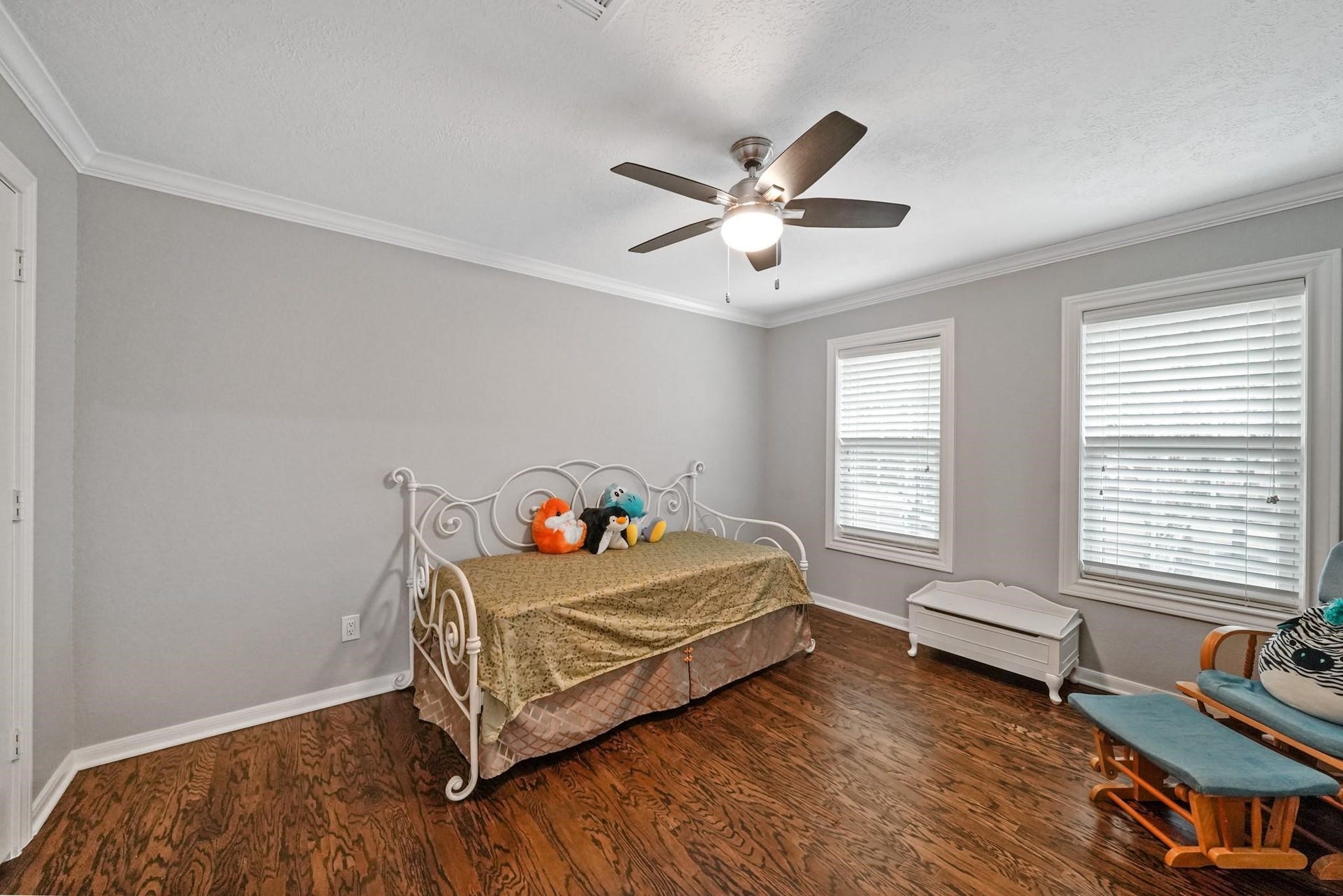 25 The Oval Street, Sugar Land, TX 77479 25 The Oval Street, Sugar Land, TX 77479