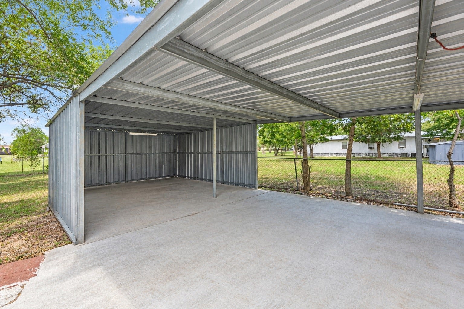 915 Airline Place, #C713B, Rosharon, TX 77583 915 Airline Place, #C713B, Rosharon, TX 77583