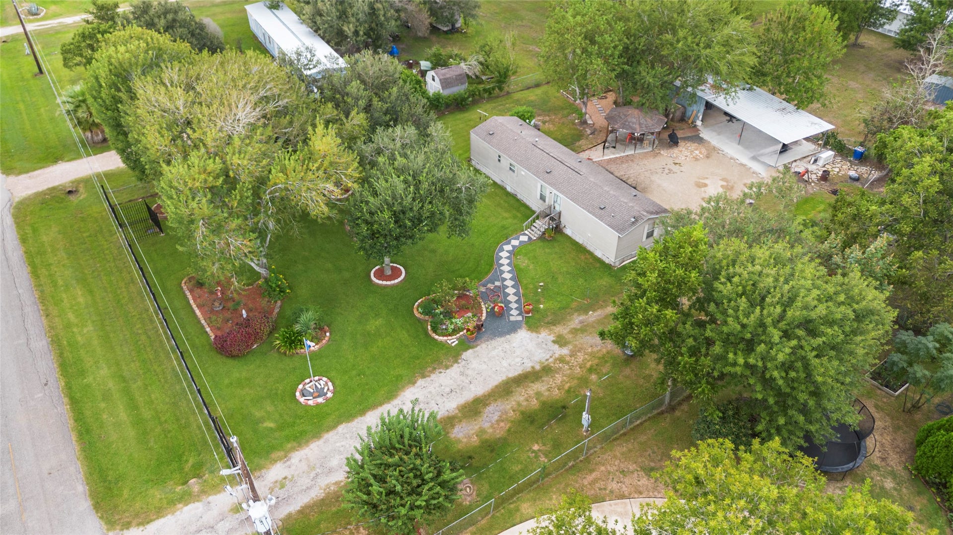 915 Airline Place, #C713B, Rosharon, TX 77583 915 Airline Place, #C713B, Rosharon, TX 77583