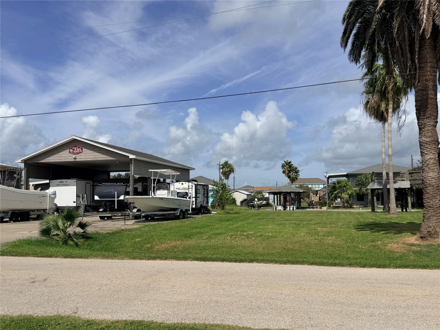 Property photo for 1123 Buddy Kirk Drive, Crystal Beach, TX