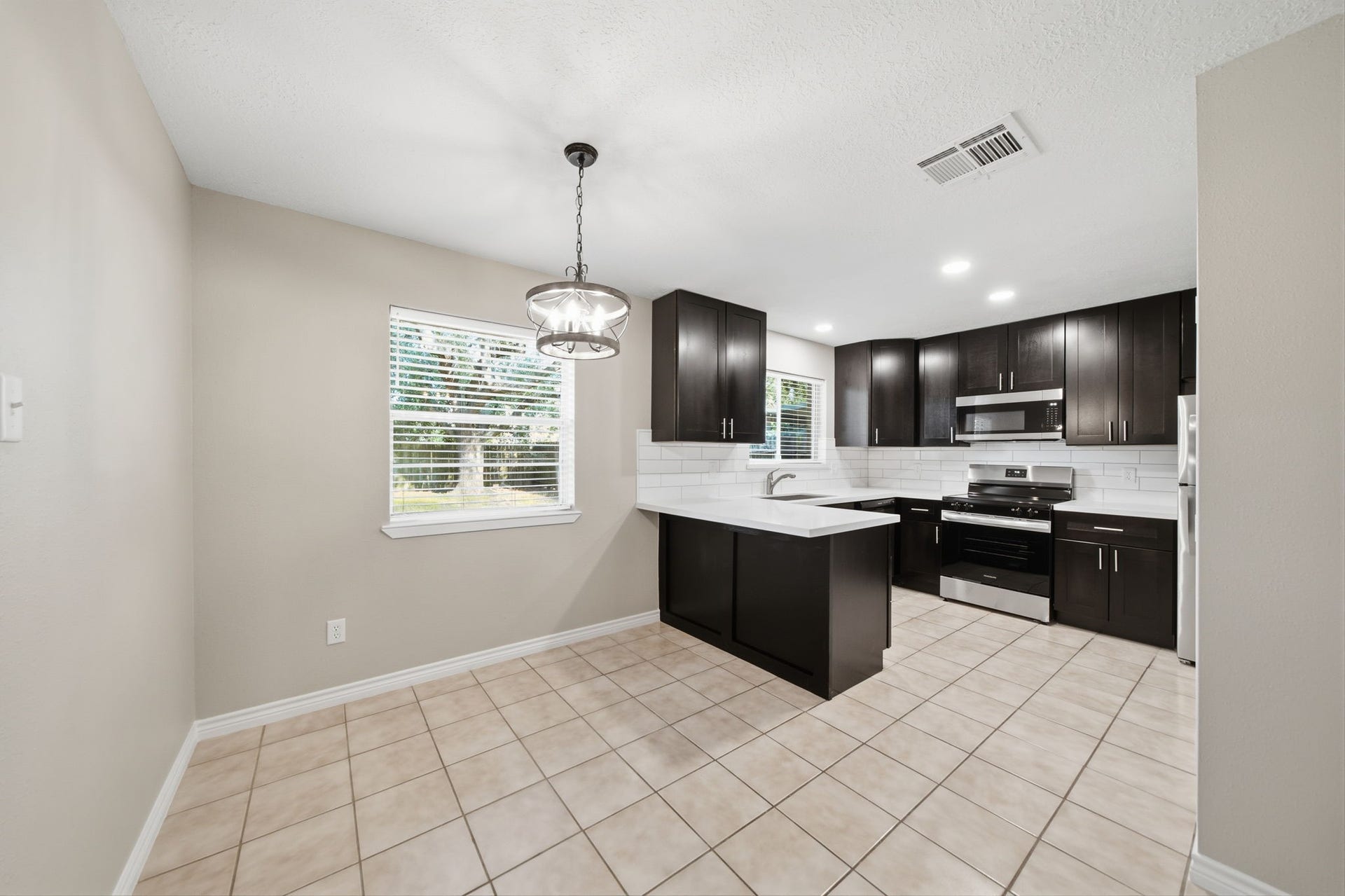 Stunning, fully remodeled kitchen.